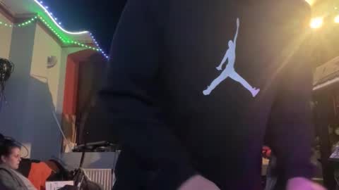 newguy2025 online show from 11-17-25, 11:43