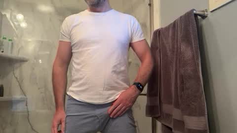 newguy_097 online show from 02-20-26, 12:07