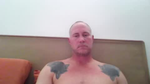 Snapshot of newportman1030 chatting on 07-21-26, 09:50 amandandhisgirl online show from 07-21-26, 09:50