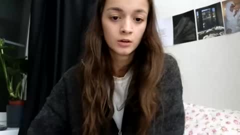Snapshot of newproject_ chatting on 11-17-25, 06:24 Nova online show from 11-17-25, 06:24