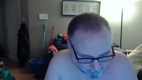 Snapshot of newvvorld chatting on 06-13-26, 01:42 NewWorld online show from 06-13-26, 01:42