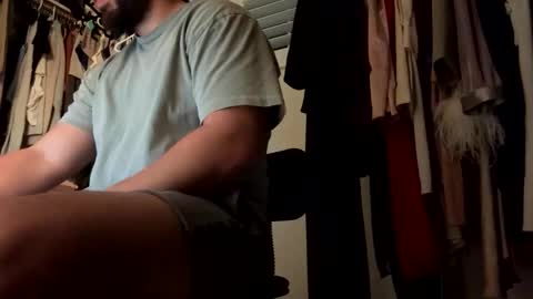 Your next door neighbor online show from 12-22-25, 03:47