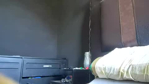 Snapshot of nexthorey chatting on 09-21-25, 03:24 Ness online show from 09-21-25, 03:24