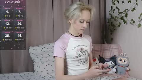 NextVibe1 online show from 10-15-25, 07:03