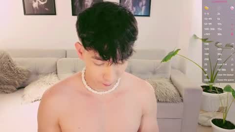 Snapshot of neythan__blaze chatting on 10-15-25, 10:54 online show from 10-15-25, 10:54