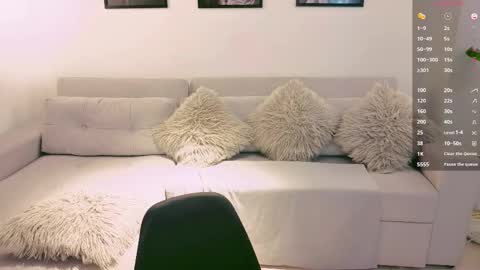 Snapshot of neythan__blaze chatting on 10-29-25, 10:55 online show from 10-29-25, 10:55