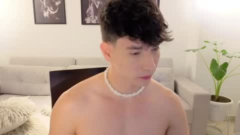 Snapshot of neythan__blaze chatting on 06-19-26, 10:46 online show from 06-19-26, 10:46