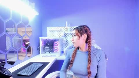 Snapshot of nezuko_16 chatting on 10-12-25, 03:38 nezuko 16 online show from 10-12-25, 03:38