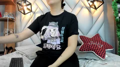 Milena online show from 01-14-25, 07:53