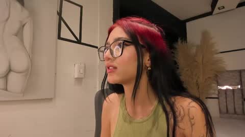 Snapshot of nezukoo_1 chatting on 05-27-26, 01:57 nezukoo_1 online show from 05-27-26, 01:57