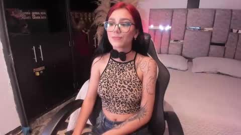nezukoo_1 online show from 06-08-26, 09:59