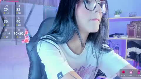 nezukoo_1 online show from 06-19-26, 09:29