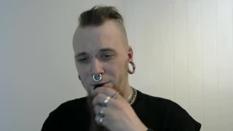 Snapshot of nezvers chatting on 02-21-25, 05:31 YouPick online show from 02-21-25, 05:31