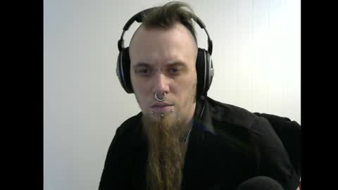 Snapshot of nezvers chatting on 02-23-25, 01:02 YouPick online show from 02-23-25, 01:02