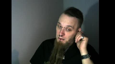 Snapshot of nezvers chatting on 03-08-25, 12:44 YouPick online show from 03-08-25, 12:44