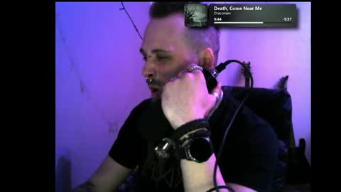 Snapshot of nezvers chatting on 04-04-26, 11:02 YouPick online show from 04-04-26, 11:02