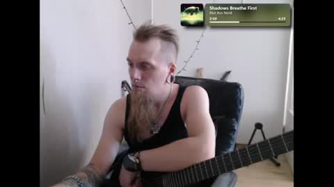 Snapshot of nezvers chatting on 06-22-26, 01:30 YouPick online show from 06-22-26, 01:30
