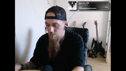 Snapshot of nezvers chatting on 07-10-26, 05:04 YouPick online show from 07-10-26, 05:04