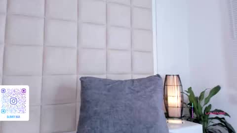 Nia online show from 09-16-25, 01:34