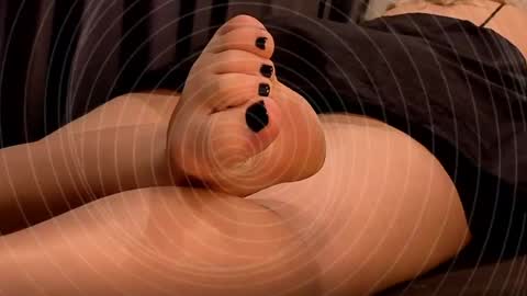 Kim online show from 04-19-26, 01:05