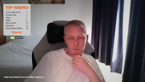 Snapshot of nice_chat_guy chatting on 07-23-26, 03:32 nice_chat_guy online show from 07-23-26, 03:32