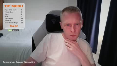 Snapshot of nice_chat_guy chatting on 07-25-26, 03:31 nice_chat_guy online show from 07-25-26, 03:31