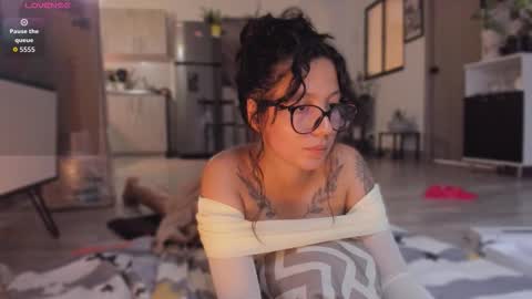 day  online show from 01-10-26, 02:02