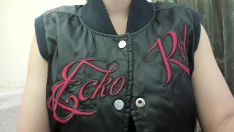 Snapshot of nicebrown chatting on 11-04-25, 10:53 Sfora online show from 11-04-25, 10:53