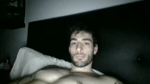 Snapshot of nicegguy9826 chatting on 04-07-26, 07:31 nicegguy9826 online show from 04-07-26, 07:31