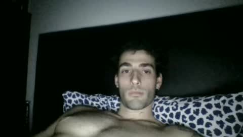 Snapshot of nicegguy9826 chatting on 05-05-26, 06:54 nicegguy9826 online show from 05-05-26, 06:54