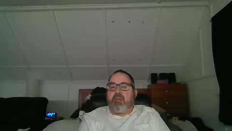 niceguy7208 online show from 03-17-26, 04:28