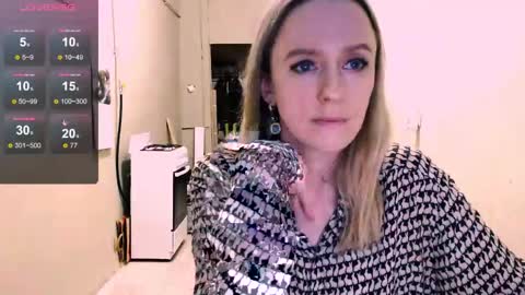Snapshot of nicekat chatting on 05-17-26, 05:09 Kathrine online show from 05-17-26, 05:09