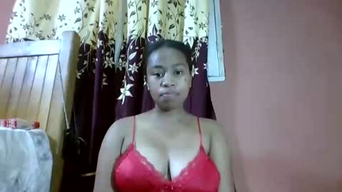 Snapshot of nicelly01 chatting on 04-30-26, 06:20 nicelly01 online show from 04-30-26, 06:20