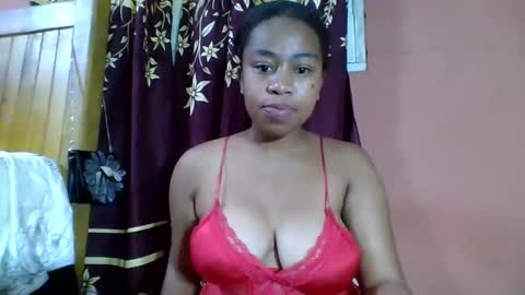 Snapshot of nicelly01 chatting on 04-30-26, 09:30 nicelly01 online show from 04-30-26, 09:30