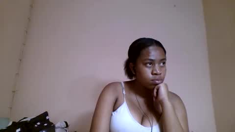 Snapshot of nicelly01 chatting on 05-07-26, 09:20 nicelly01 online show from 05-07-26, 09:20