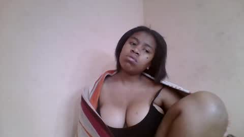 nicelly01 online show from 06-25-26, 05:23