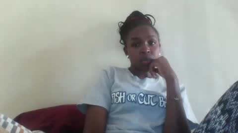 Snapshot of nicemillow chatting on 12-04-24, 01:09 nicemillow online show from 12-04-24, 01:09