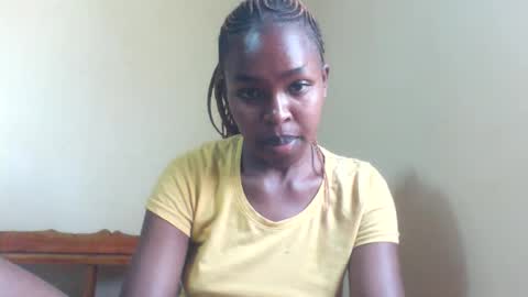 Snapshot of nicemillow chatting on 02-28-25, 11:25 nicemillow online show from 02-28-25, 11:25