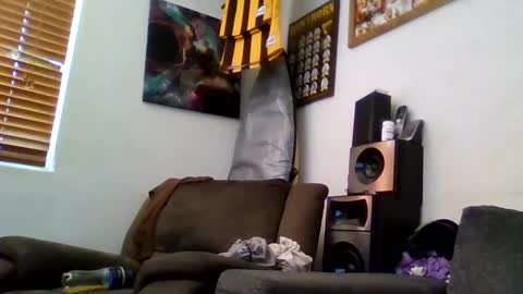 Snapshot of niceozziecockxxx chatting on 01-19-25, 04:33 Sexiishaine online show from 01-19-25, 04:33