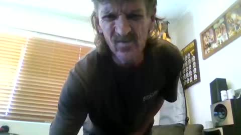 Snapshot of niceozziecockxxx chatting on 01-30-25, 02:06 Sexiishaine online show from 01-30-25, 02:06