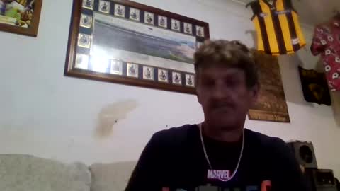 Snapshot of niceozziecockxxx chatting on 11-05-25, 02:33 Sexiishaine online show from 11-05-25, 02:33