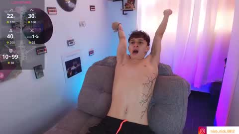 Nico online show from 11-10-25, 09:03