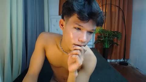 Snapshot of nick_cummer12 chatting on 01-10-26, 05:53 JAKE online show from 01-10-26, 05:53