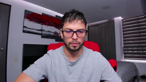 Snapshot of nick_klaus chatting on 01-07-25, 09:35 Nick Klaus online show from 01-07-25, 09:35