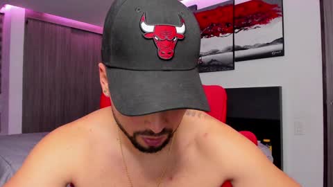 Snapshot of nick_klaus chatting on 01-30-25, 12:50 Nick Klaus online show from 01-30-25, 12:50