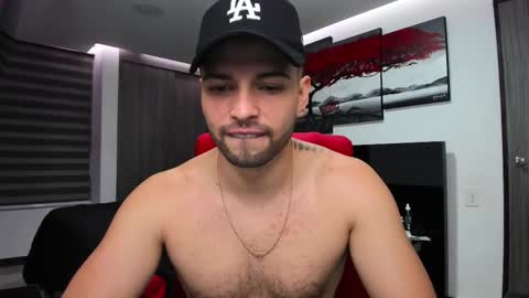 Snapshot of nick_klaus chatting on 02-17-25, 11:20 Nick Klaus online show from 02-17-25, 11:20