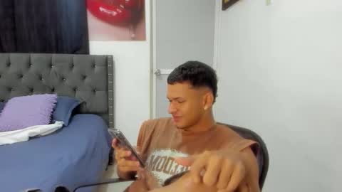 nick_master2 online show from 05-19-26, 05:03