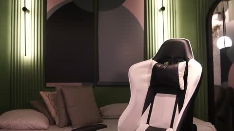 Jhohan online show from 10-22-25, 11:54