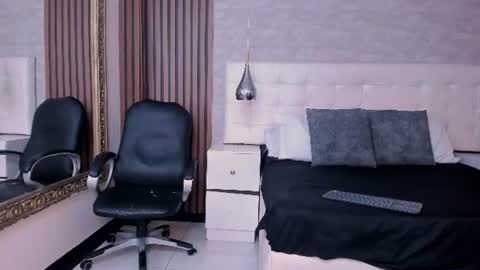 Nick online show from 06-09-26, 03:51