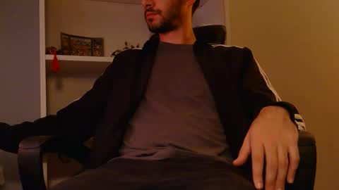 Snapshot of nickbok11 chatting on 11-12-25, 10:30 nickbok11 online show from 11-12-25, 10:30